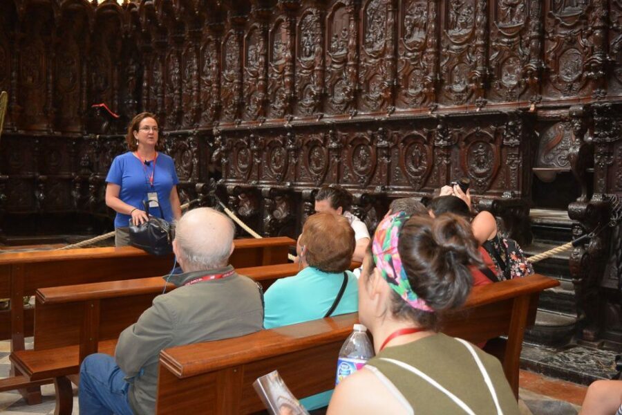 Cordoba: 3-Hour Private Tour - Judería: white streets, flowers, and the feel of daily life
