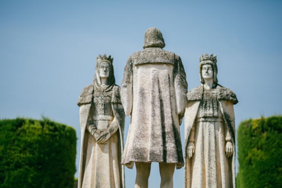 Cordoba: Alcazar of Christian Monarchs 1–Hour Guided Tour - Walk of the Kings: the quick photo stop that actually has meaning