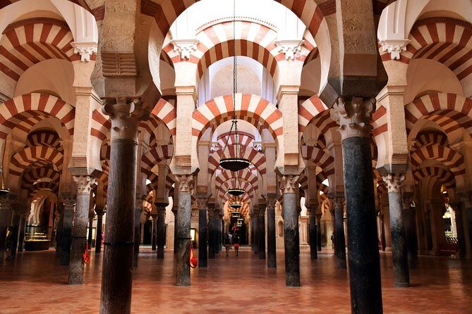 Cordoba Mosque and Jewish Quarter Guided Tour - Small practical tips that help you enjoy it more