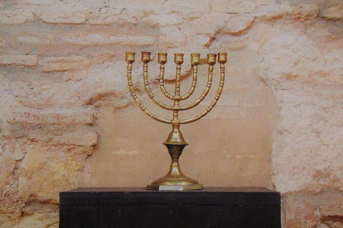 Jewish quarter and Alcazar of the Christian Monarchs - When restoration changes the Alcázar plan (July 2–September 12)