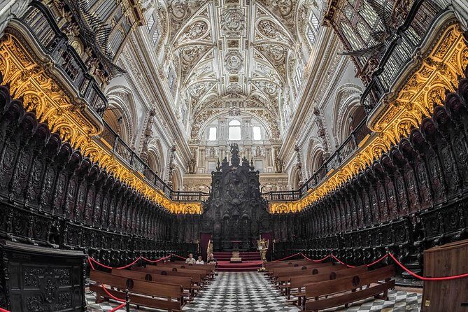 Mosque-Cathedral of Cordoba Guided Tour - Choosing your departure time in Córdoba: a simple crowd strategy