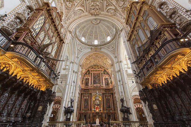 Private Visit Mosque-Cathedral, Jewish quarter, Alcazar and Synagogue - Price and logistics: what $147.88 per person really covers