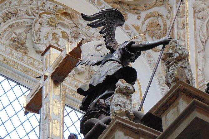Tour to the Mosque-Cathedral of Córdoba with admission included - Mosque-Cathedral in One Hour: What the Guided Admission Means